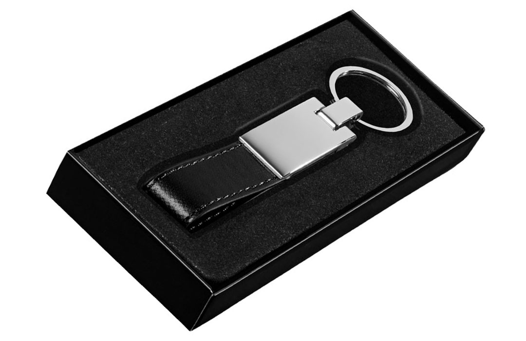 Porte Clé Cuir Noir avec Anneau et métal Puch Logo