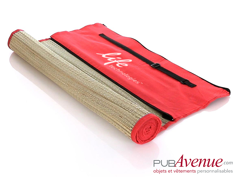 Natte de plage en jonc naturel personnalisable Natte de plage en jonc naturel personnalisable