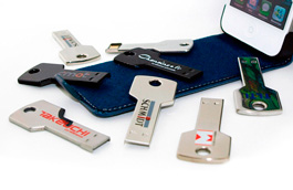 Clé USB personnalisée en forme de clef de maison