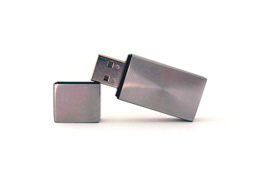 Clé USB en métal brossé