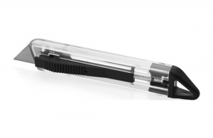 Cutter en plastique transparent