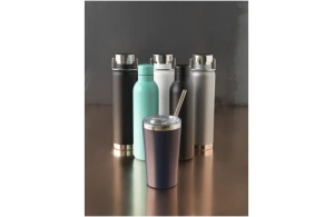 Bouteille isotherme personnalisée en acier inoxydable contenance 650ml
