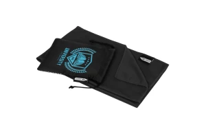 Serviette sport rafraîchissante en PET recyclé avec pochette