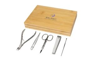 Kit manucure personnalisé coffret en bambou set 5 pièces