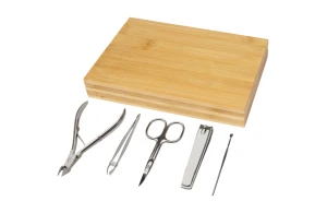 Kit manucure personnalisé coffret en bambou set 5 pièces