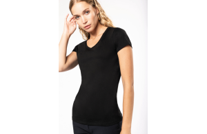 T-shirt col V Supima® kariban pour femme