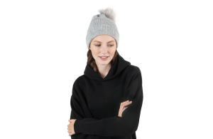 Bonnet tricoté personnalisé avec pompon à fil recyclé bio