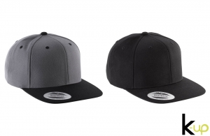 Casquette personnalisée à visière plate snapback Yupoong