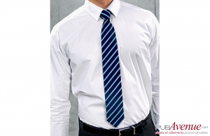 Cravate rayée sport personnalisée en polyester
