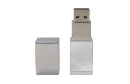 Clé USB personnalisée cristal en verre et métal