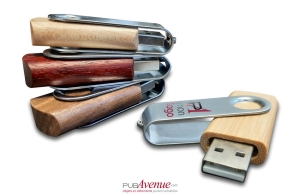 Clé USB personnalisée twister en bois et clip alu